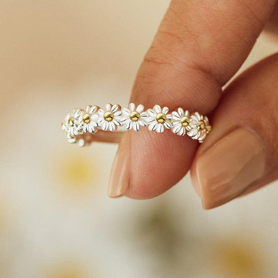 Adjustable Silver Daisy Ring with Hand-Painted Enamel