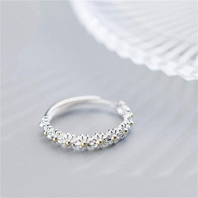 Adjustable Silver Daisy Ring with Hand-Painted Enamel