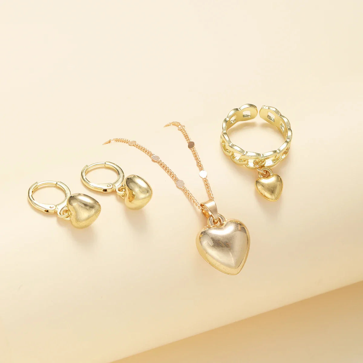 Vintage Love Heart Pendant Set