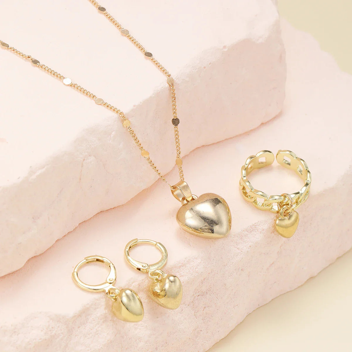 Vintage Love Heart Pendant Set