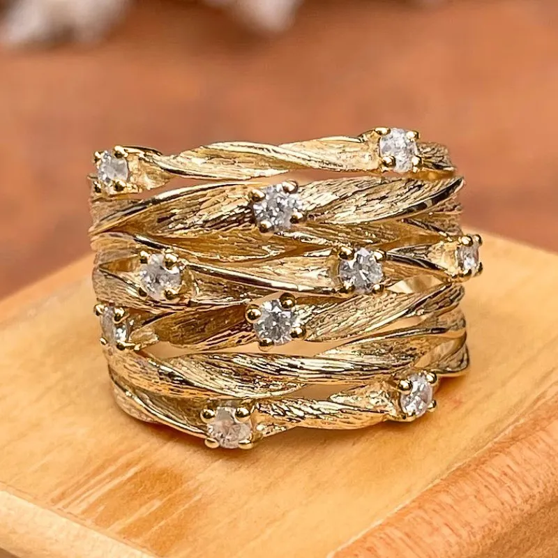 Artisanal Retro Gold Ring